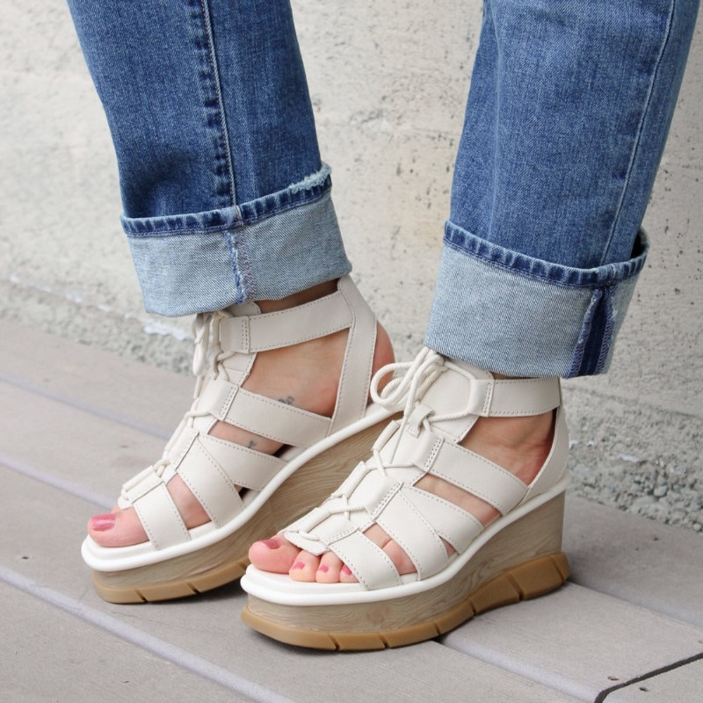 NWOB Sorel Joanie III Size 9.5 Bone Lace Up Sandals Wedge Platform Open Toe